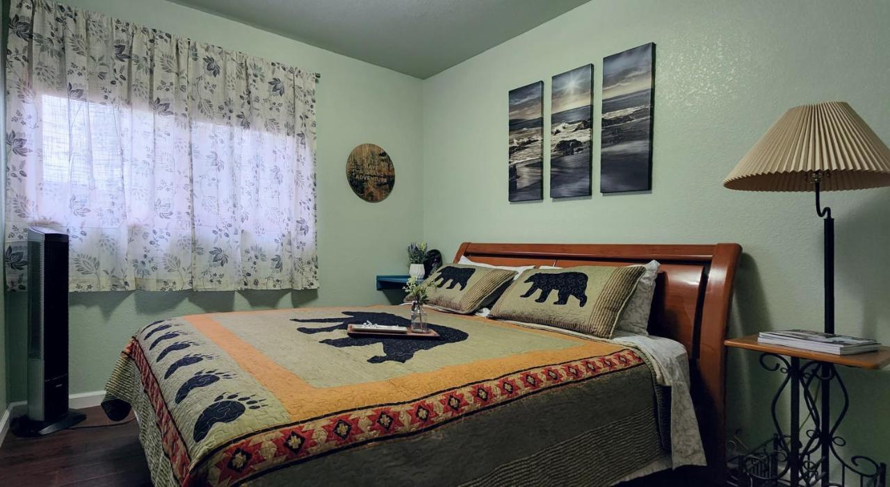 Trinity Escapes - Two Bedroom Two Bathroom Full Apartment Near Airport 앵커리지 외부 사진